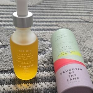 Daughter of the Land Vibrant Rosehip Bloom Face Body & Hair Oil 2 Fl Oz